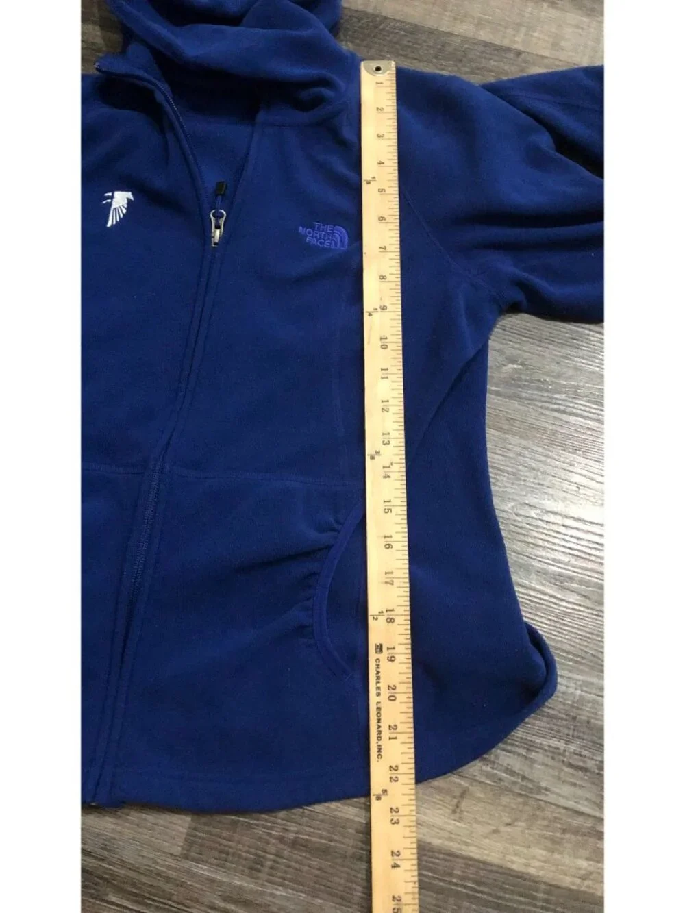 The North Face Womens Medium Blue Full Zip Fleece Hooded Jacked White Falcon
